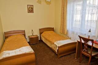 Отель Hotel Hesperus Мендзыжец-Подляски Двухместный номер с 2 отдельными кроватями-4